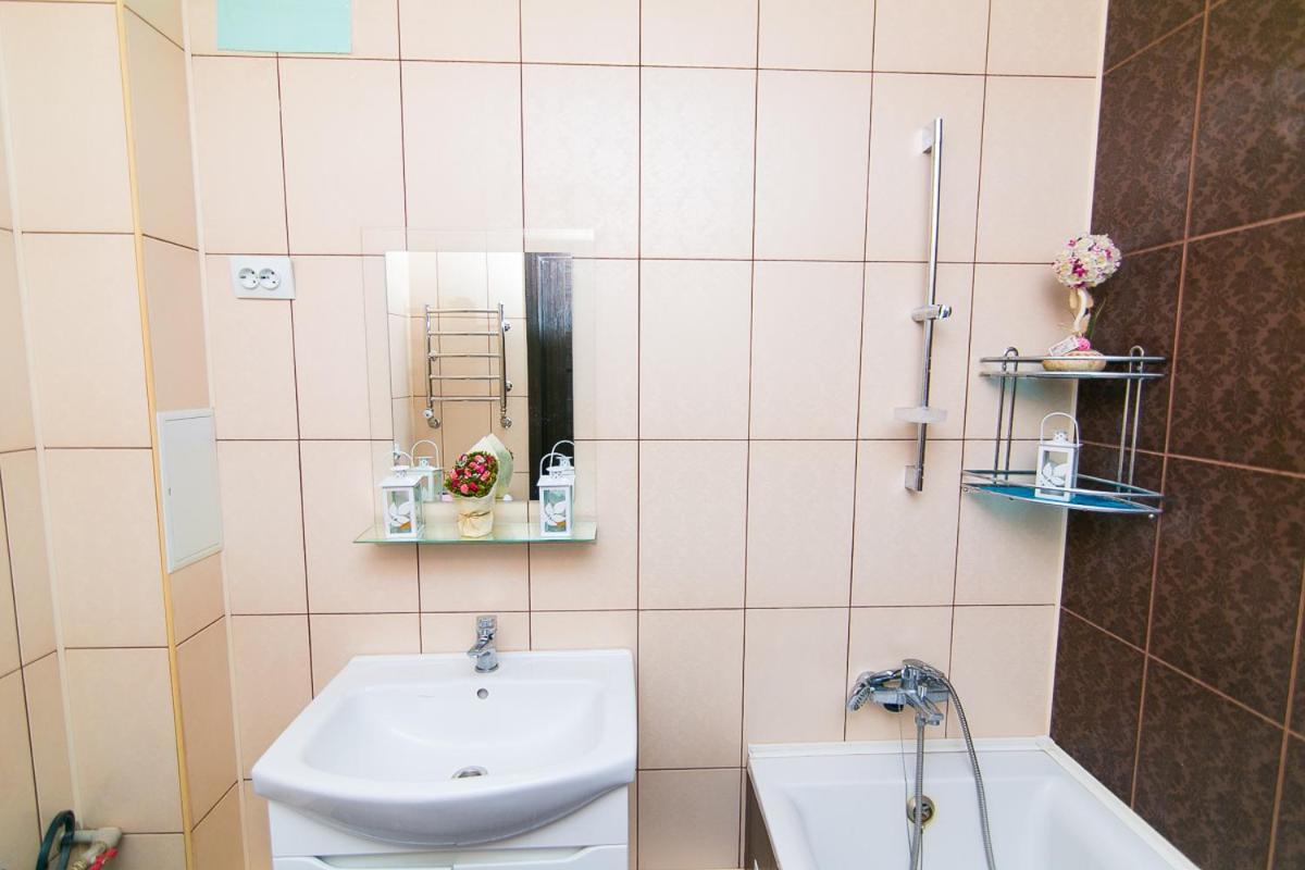Vip Apartments Faraon On Kharkovskaya 5 Floor Суми Екстер'єр фото